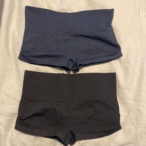 Lululemon 2” spandex shorts (size 6)